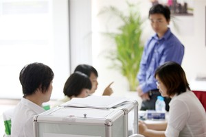 Quy định bán vốn Nhà nước “vênh” nhau